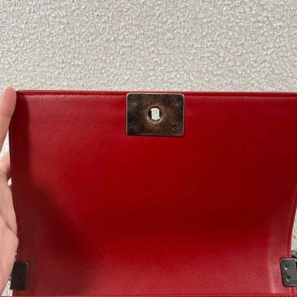 Pre-Owned Authentic Chanel Boy Bag Red Lambskin Old Medium - Picture 9 of 16